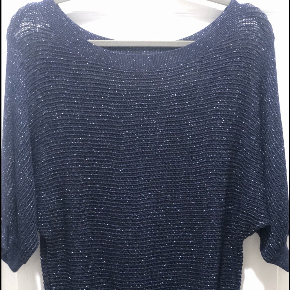 ❤️SOLD❤️EXPRESS WOMENS TOP NWOT XS METALLIC